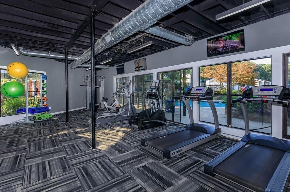 1805 Roswell Road, Unit 15G Marietta, GA 30062 - Photo 17 of 36