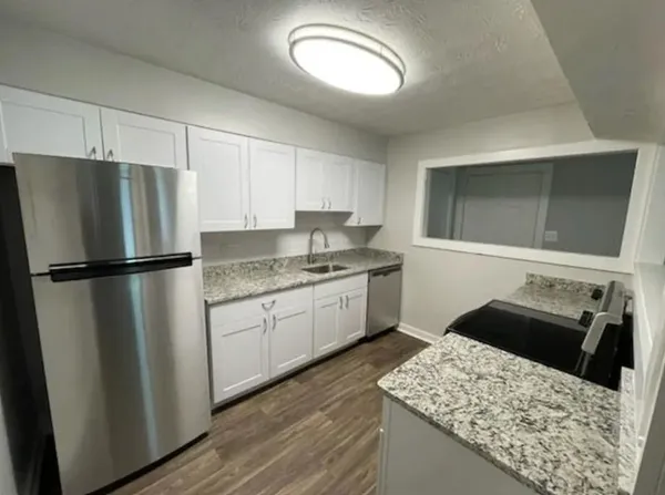 $1,600 | 1805 Roswell Road, Unit 42H, Marietta, GA 30062