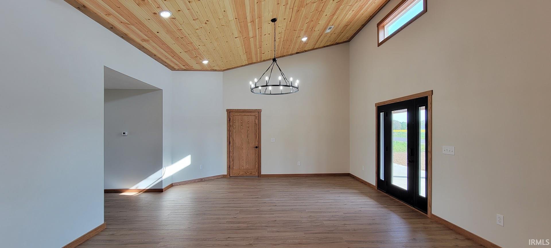 313 Country Court Loogootee, IN 47553 - Photo 11 of 29