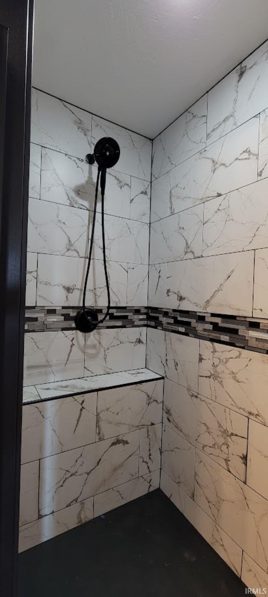 313 Country Court Loogootee, IN 47553 - Photo 17 of 29