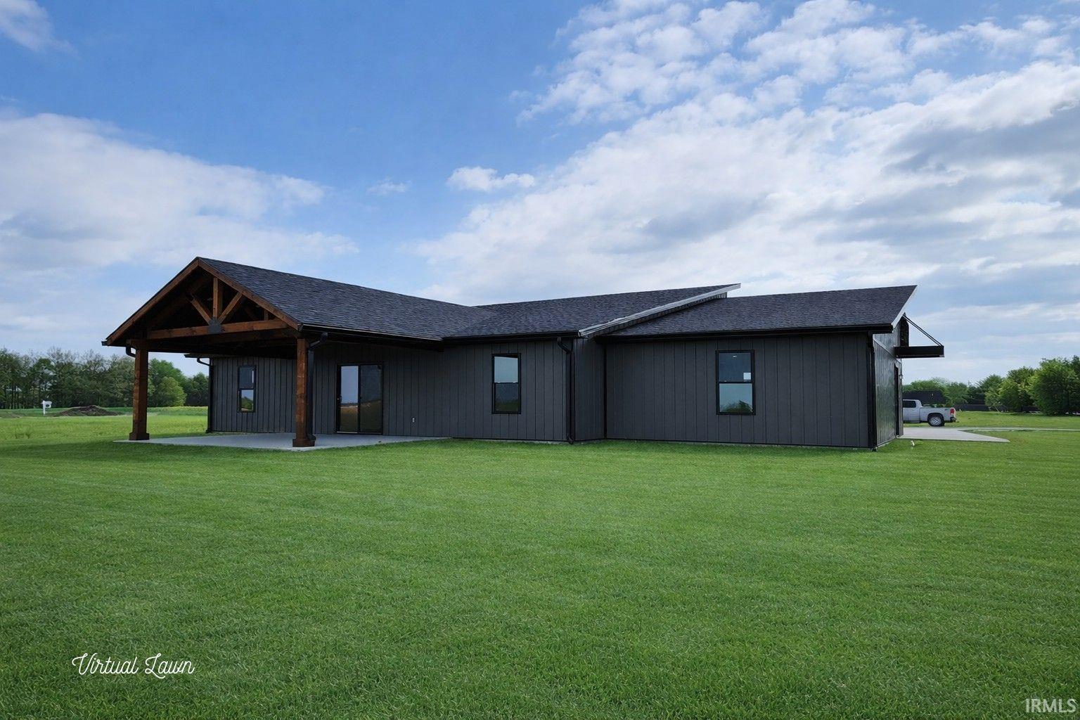 313 Country Court Loogootee, IN 47553 - Photo 5 of 29