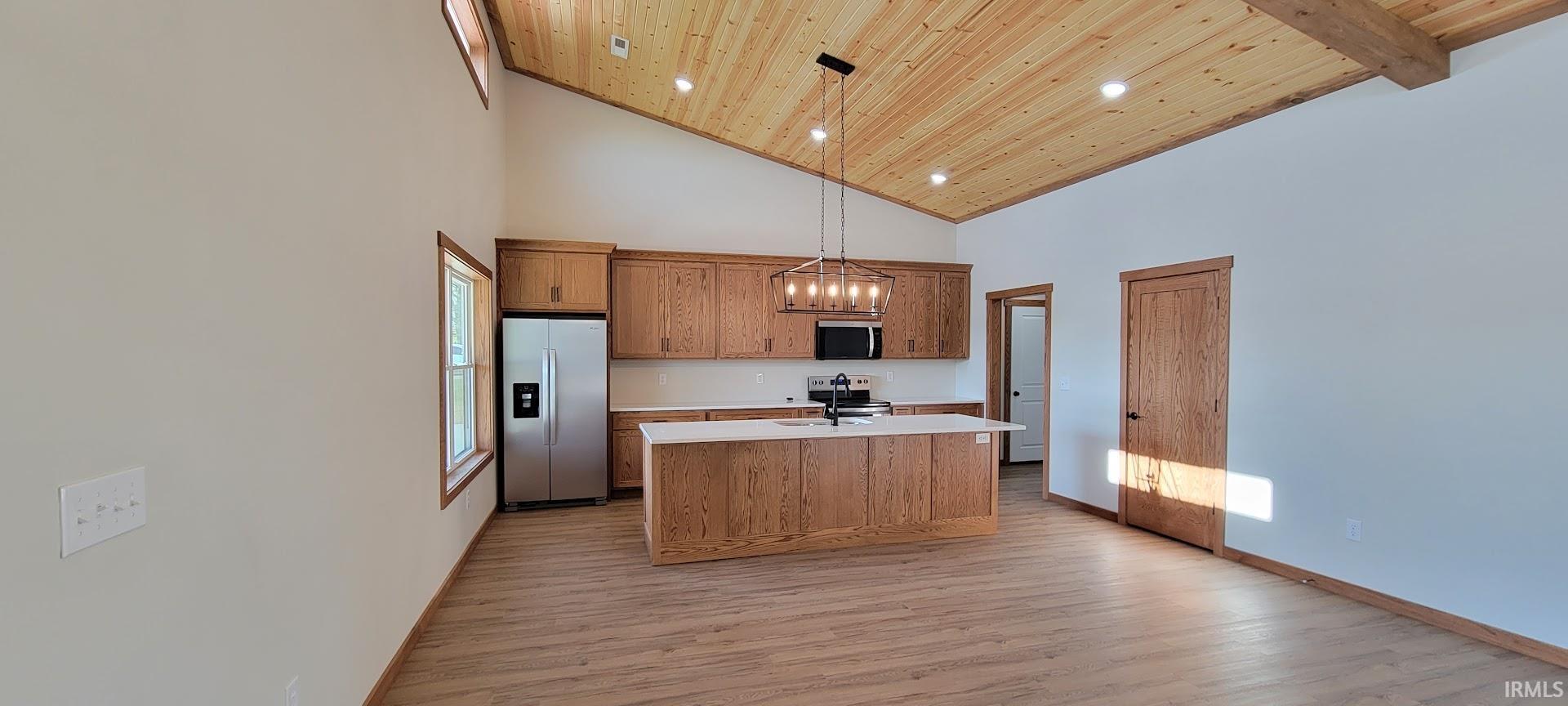 313 Country Court Loogootee, IN 47553 - Photo 8 of 29