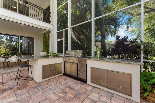 a view of roof and patio