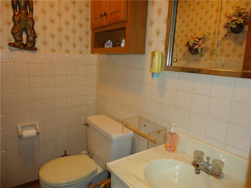 875 Highland Road Sharon, PA 16146 - Photo 19 of 25 Gallery Image 19