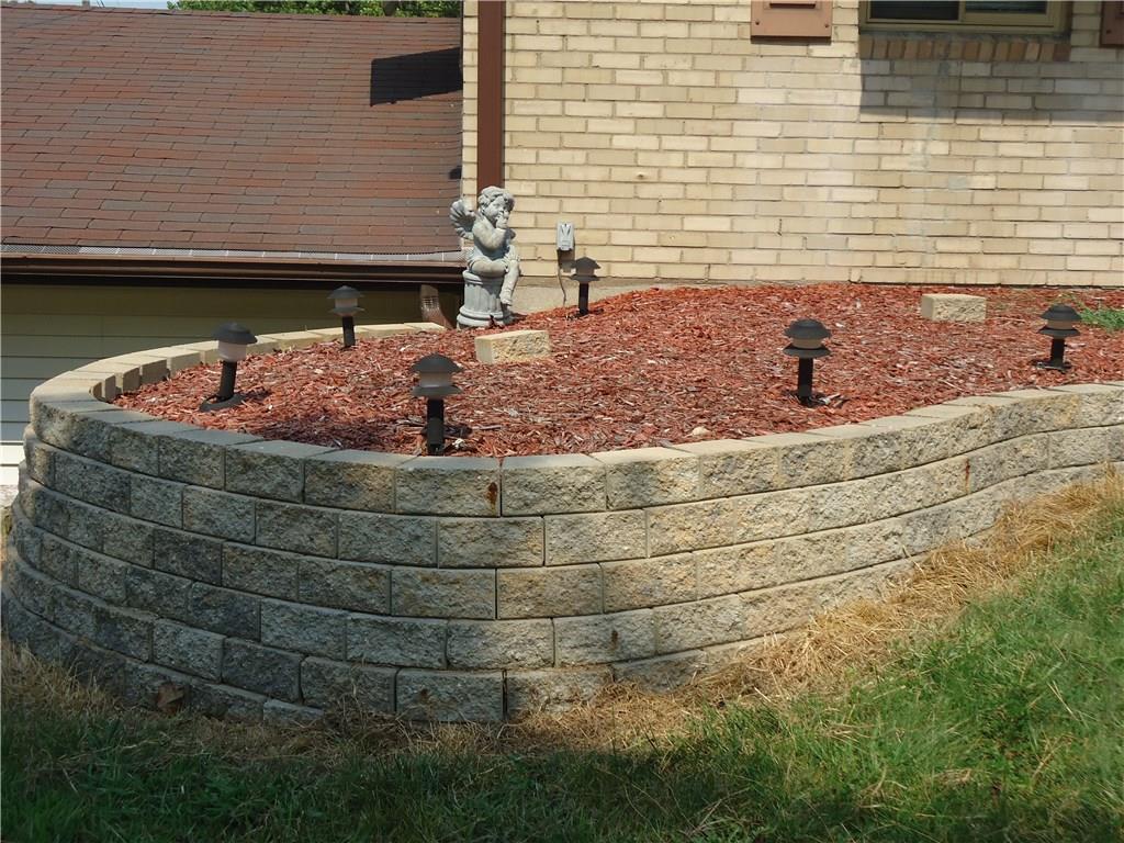 875 Highland Road Sharon, PA 16146 - Photo 21 of 25 Gallery Image 21
