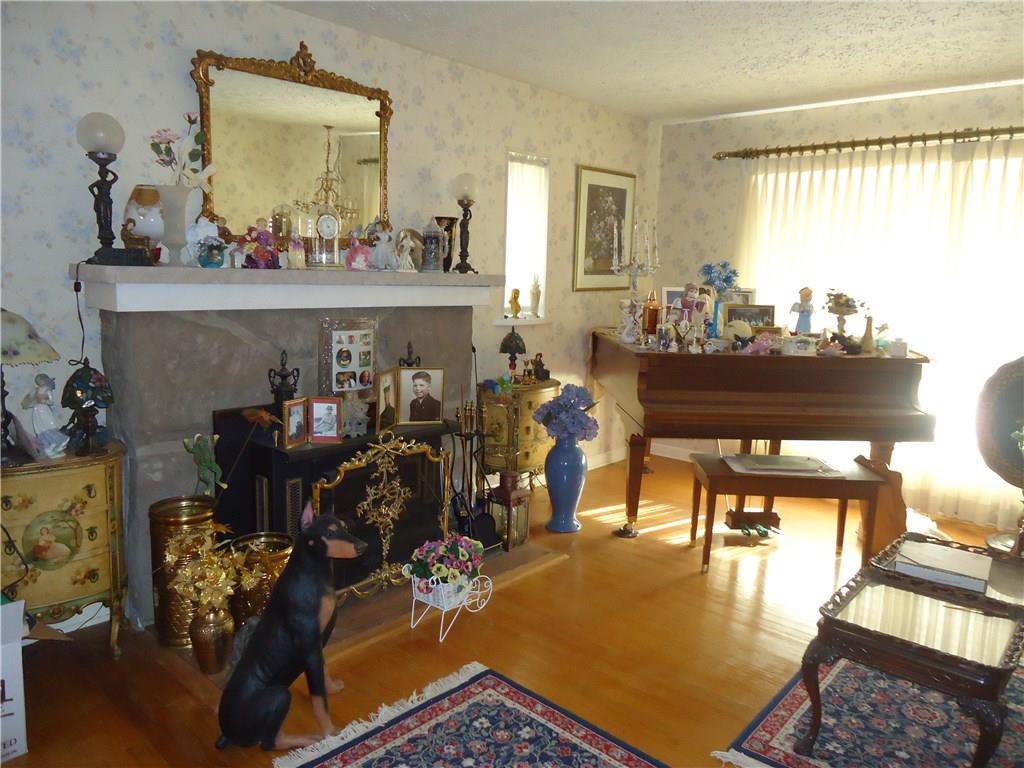 875 Highland Road Sharon, PA 16146 - Photo 5 of 25 Gallery Image 5