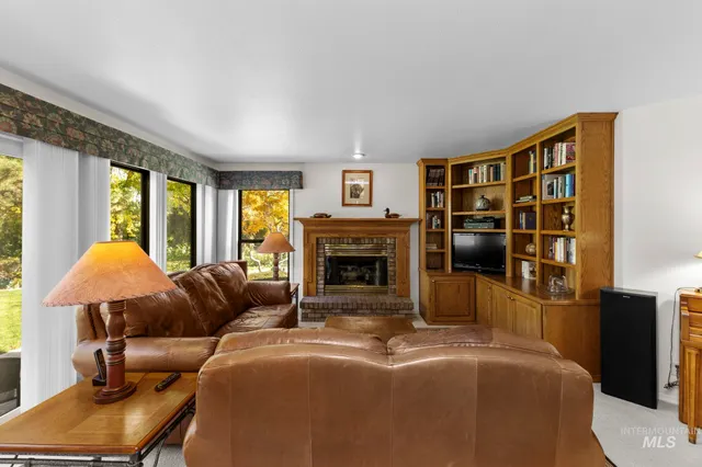 $749,900 | 8550 West Brookview Drive, Boise, ID 83709