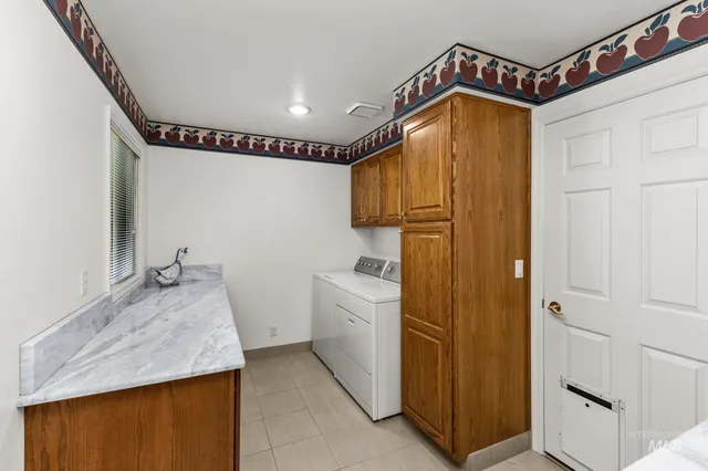 $749,900 | 8550 West Brookview Drive, Boise, ID 83709