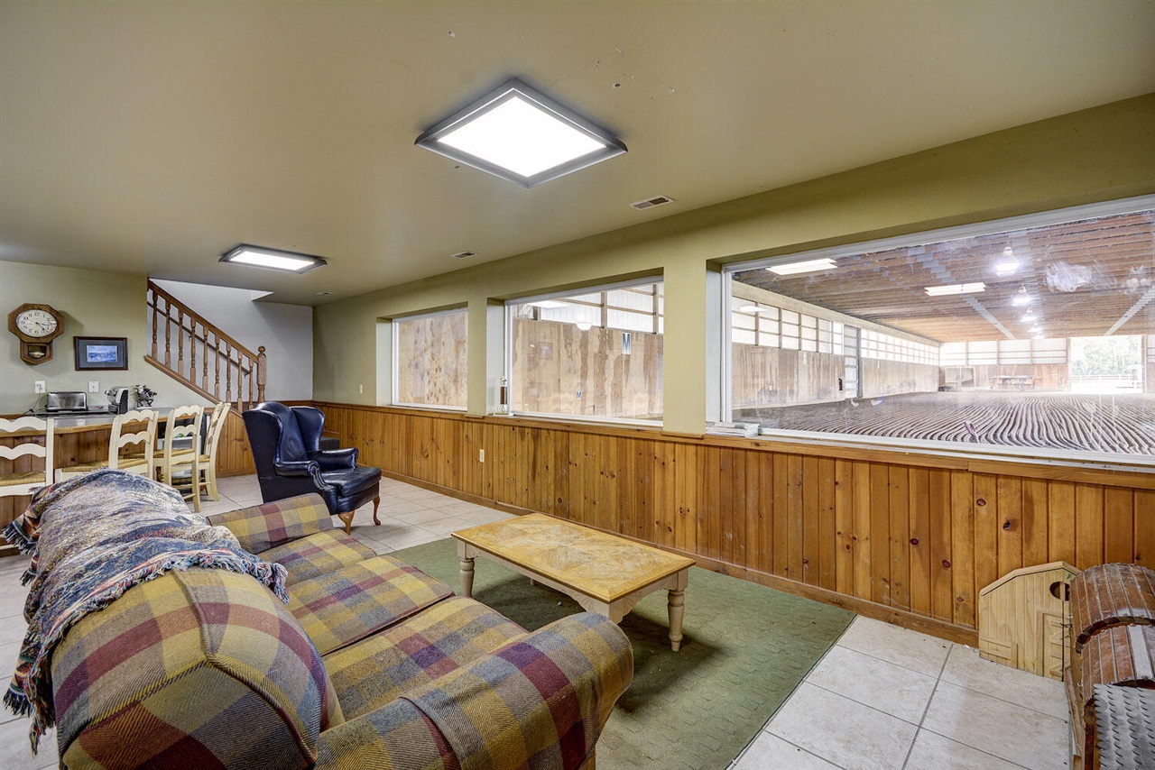 6301 Gregory Road Dexter, MI 48130 - Photo 16 of 64