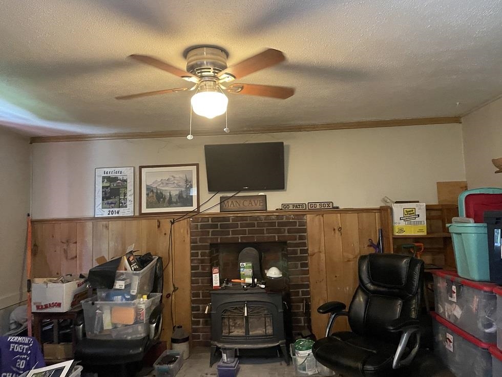 135 Lower Bartonsville Road Rockingham, VT 05143 - Photo 5 of 14