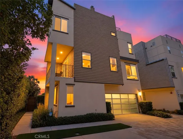 $1,349,000 | 2125 Evans Way, Costa Mesa, CA 92627
