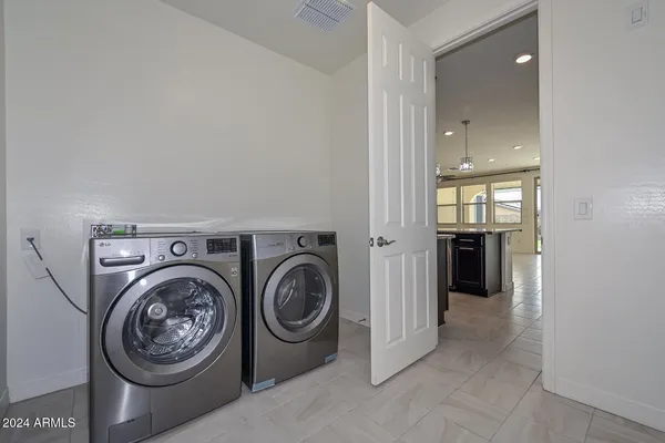 $2,695 | 7433 West Maya Way, Peoria, AZ 85383