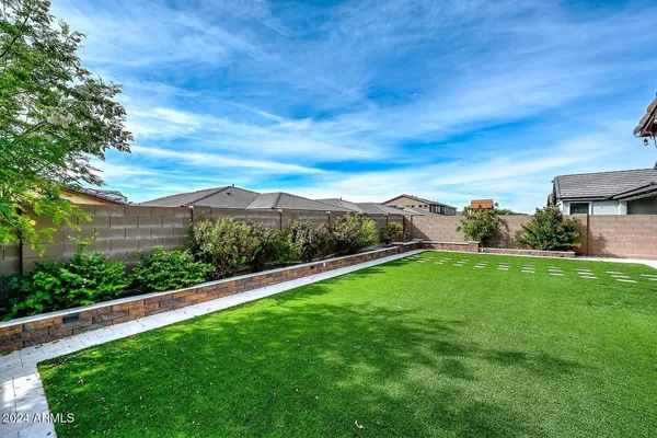 $2,695 | 7433 West Maya Way, Peoria, AZ 85383