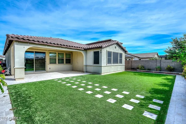 $2,695 | 7433 West Maya Way, Peoria, AZ 85383