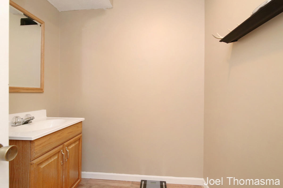 854 North State Road Belding, MI 48809 - Photo 20 of 26 IMG_7144