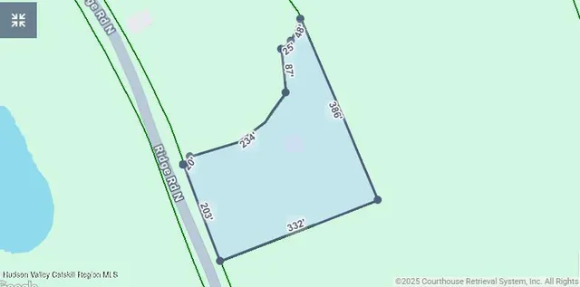 a picture of a floor in a balcony