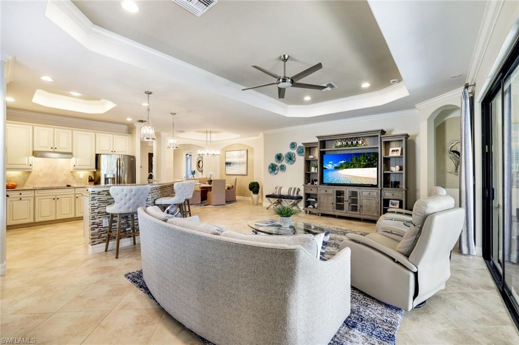 9457 Rialto Drive Naples, FL 34113 - Photo 4 of 42