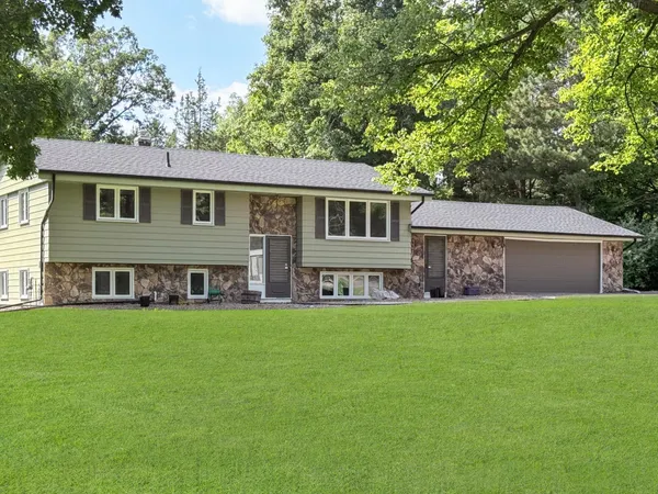 $545,000 | 6830 Southeast 36th Street, Rockford, MN 55373