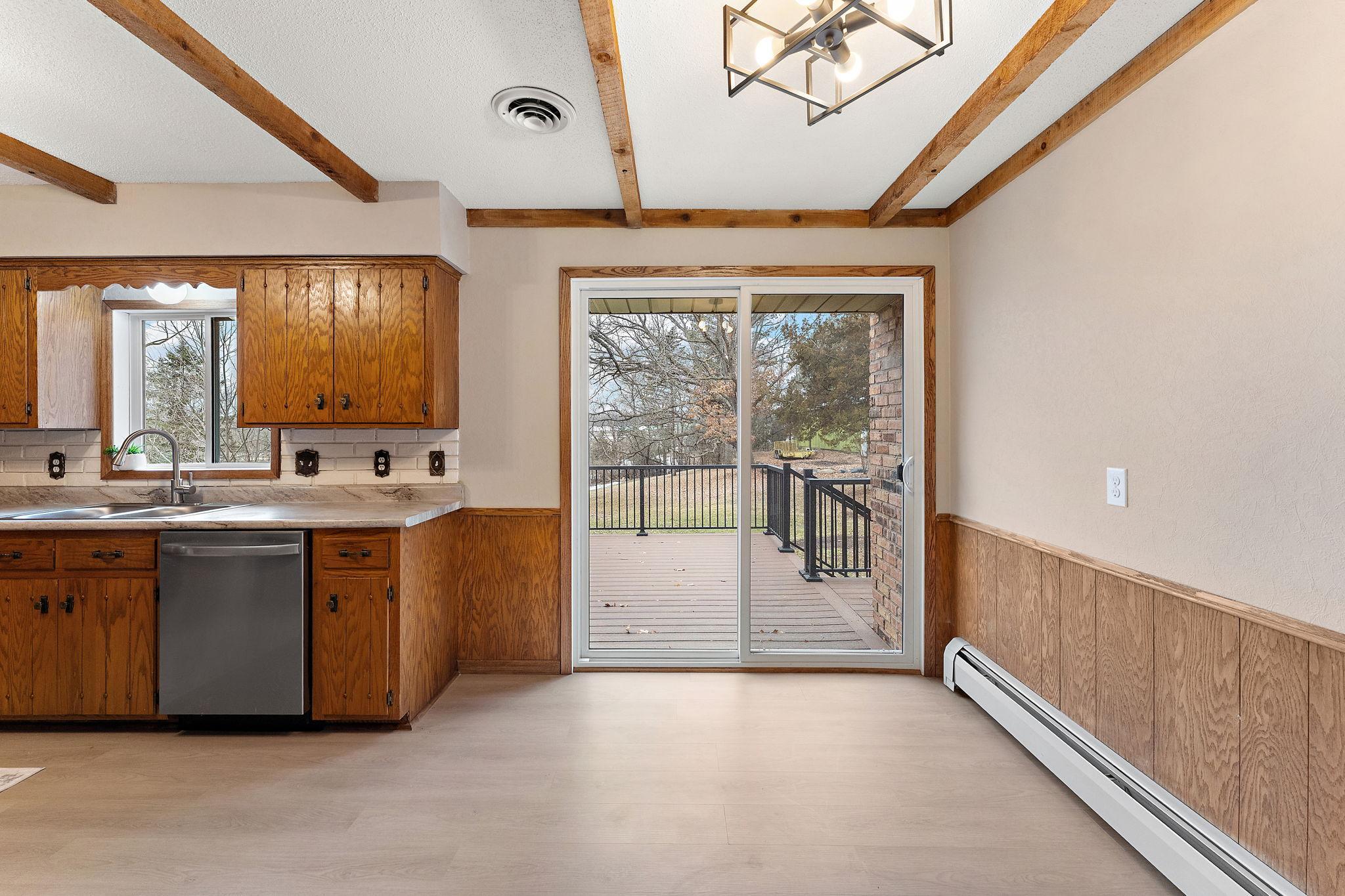 6830 Southeast 36th Street Rockford, MN 55373 - Photo 10 of 43
