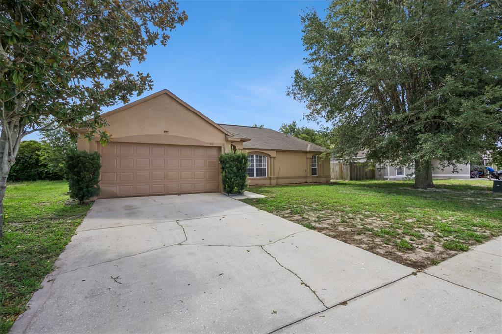 261 Autumn Ridge Road Deltona, FL 32725 - Photo 2 of 34