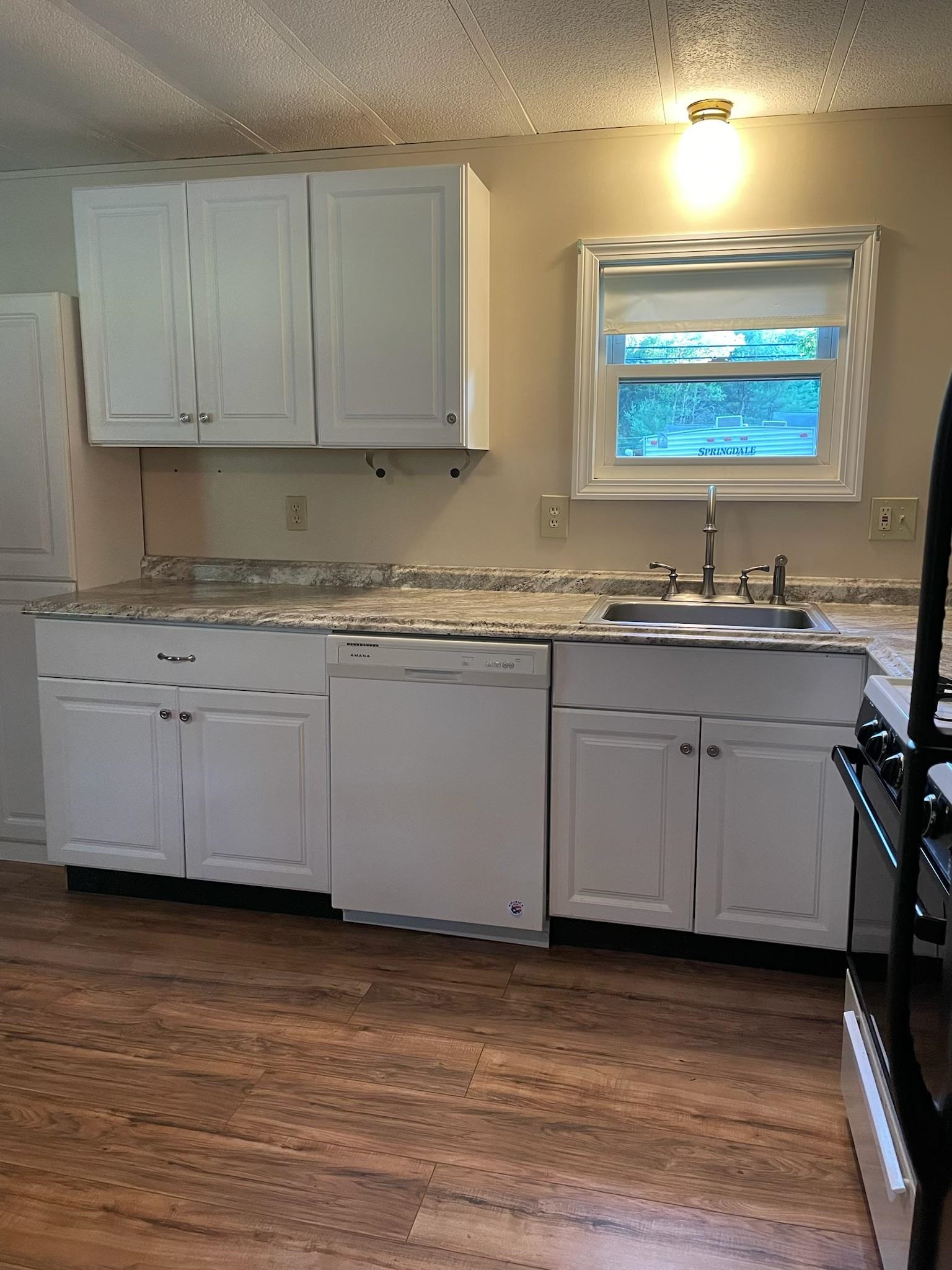 36 North Riverdale Road Weare, NH 03281 - Photo 6 of 11 Gallery Image 6
