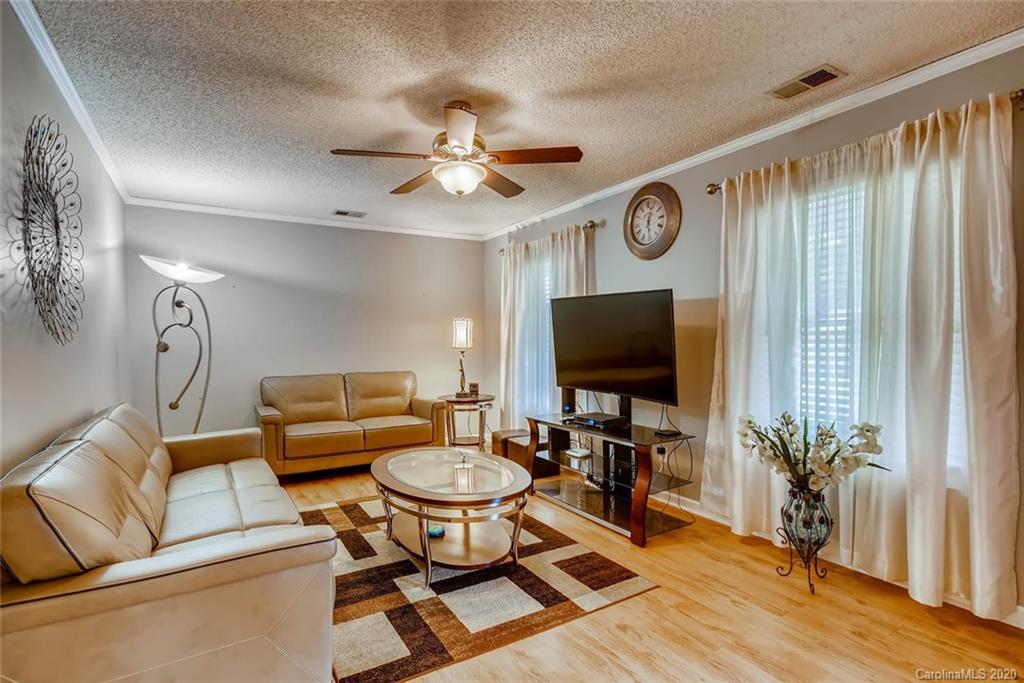 1326 Jackson Road Gastonia, NC 28052 - Photo 2 of 11 Gallery Image 2