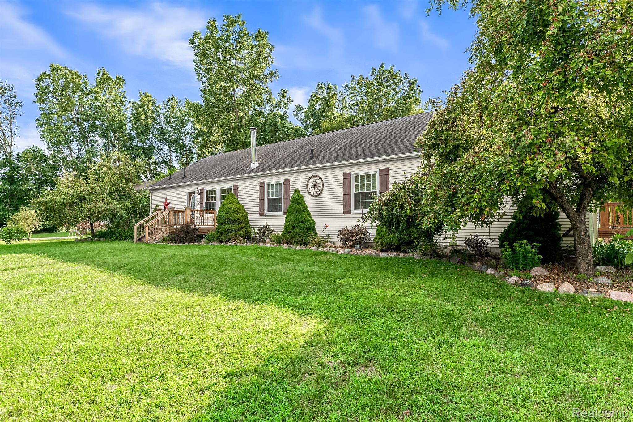 11184 Butler Road Willis, MI 48191 - Photo 3 of 42 Gallery Image 3