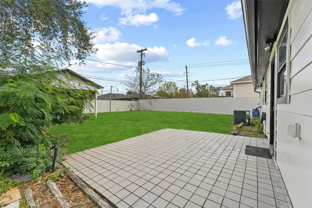 $205,000 | 6159 Belmark Street, Houston, TX 77033