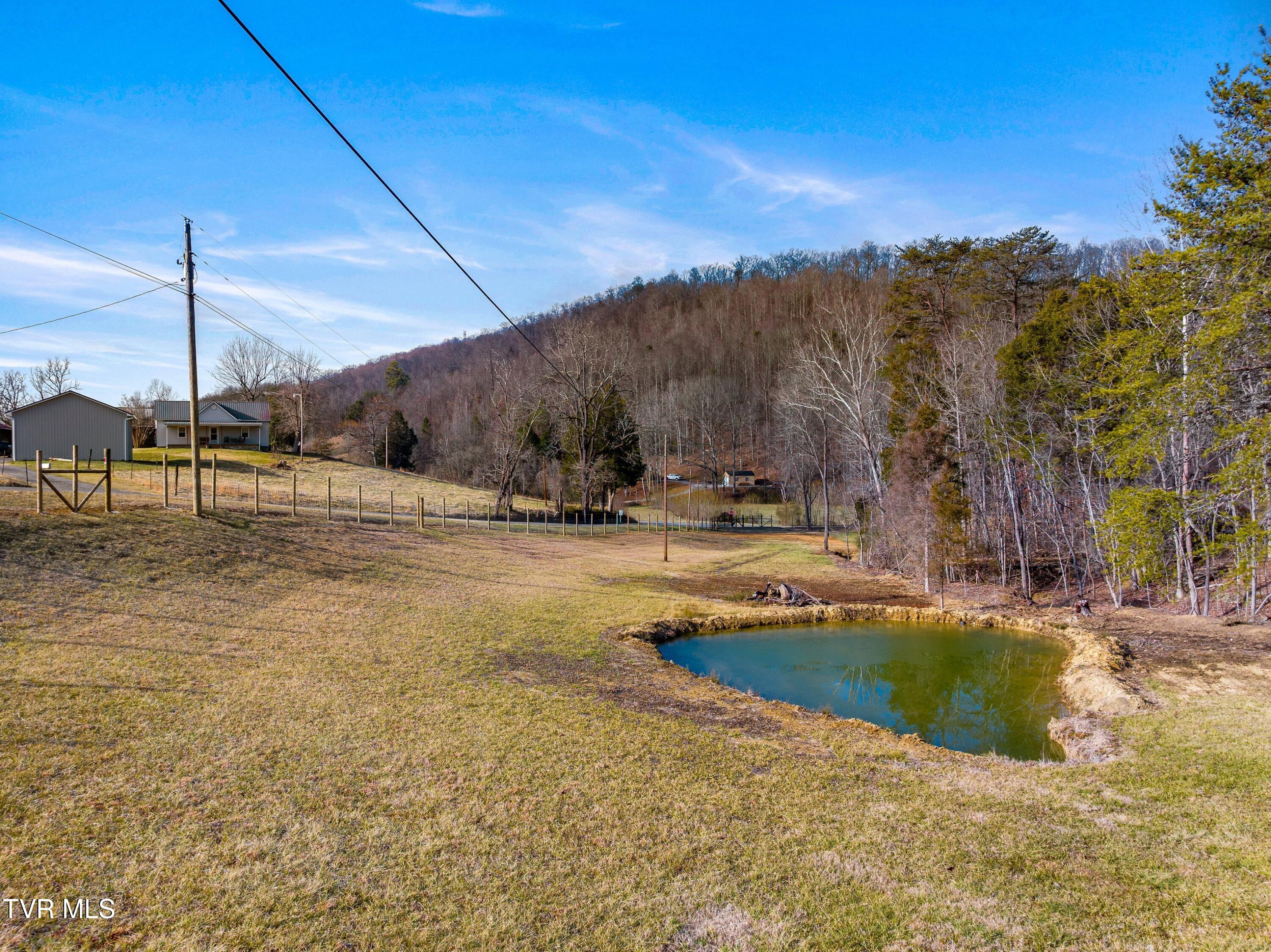 1290 Butcher Valley Road Rogersville, TN 37857 - Photo 2 of 17 008-ButcherValleyRoad-Rogersville-TN-378