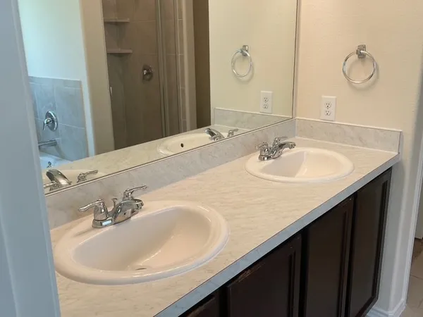 $2,295 | 10125 Gertrudis Loop, Austin, TX 78747