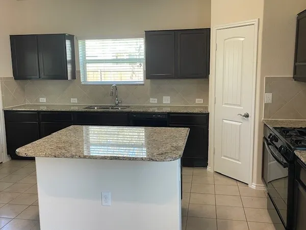 $2,295 | 10125 Gertrudis Loop, Austin, TX 78747