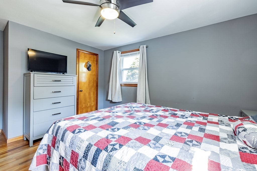 1455 Wilbraham Road Springfield, MA 01119 - Photo 17 of 34