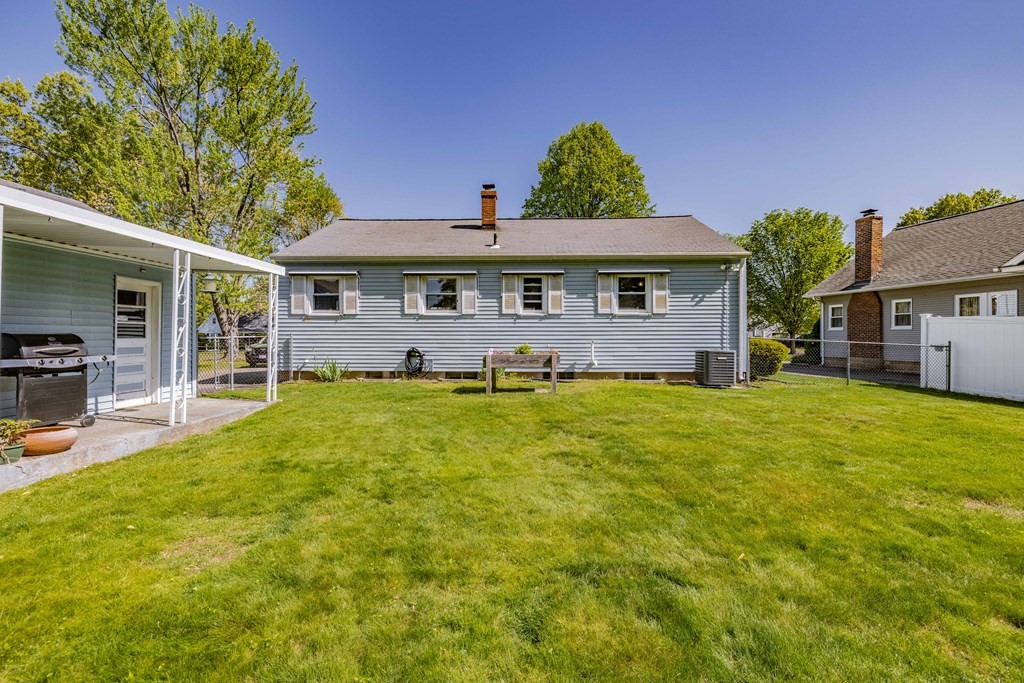 1455 Wilbraham Road Springfield, MA 01119 - Photo 31 of 34