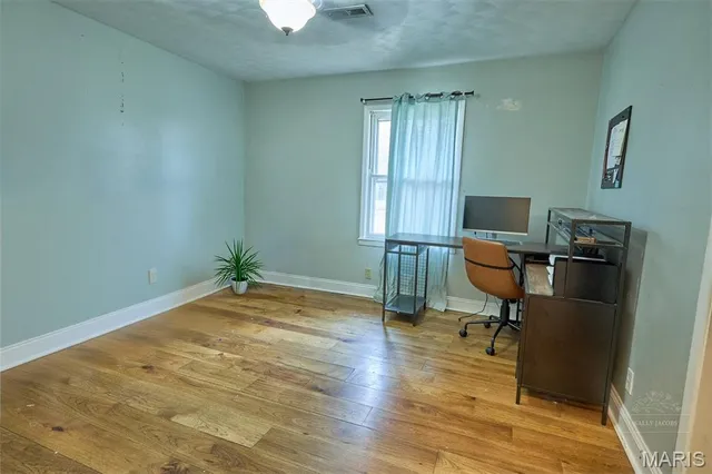 $295,000 | 6610 US Highway 63, Houston, MO 65483