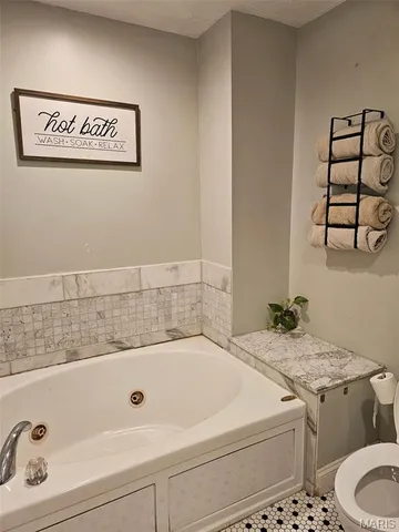 $299,000 | 6610 US Highway 63, Houston, MO 65483