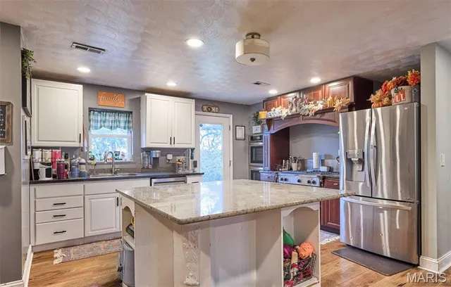 $299,000 | 6610 US Highway 63, Houston, MO 65483