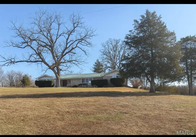 $299,000 | 6610 US Highway 63, Houston, MO 65483