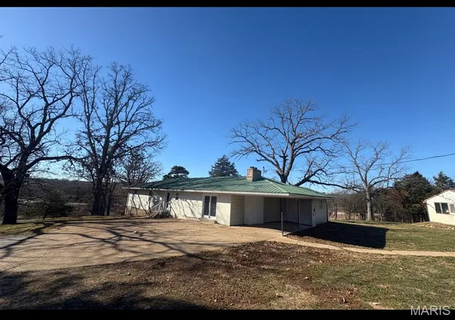 $299,000 | 6610 US Highway 63, Houston, MO 65483