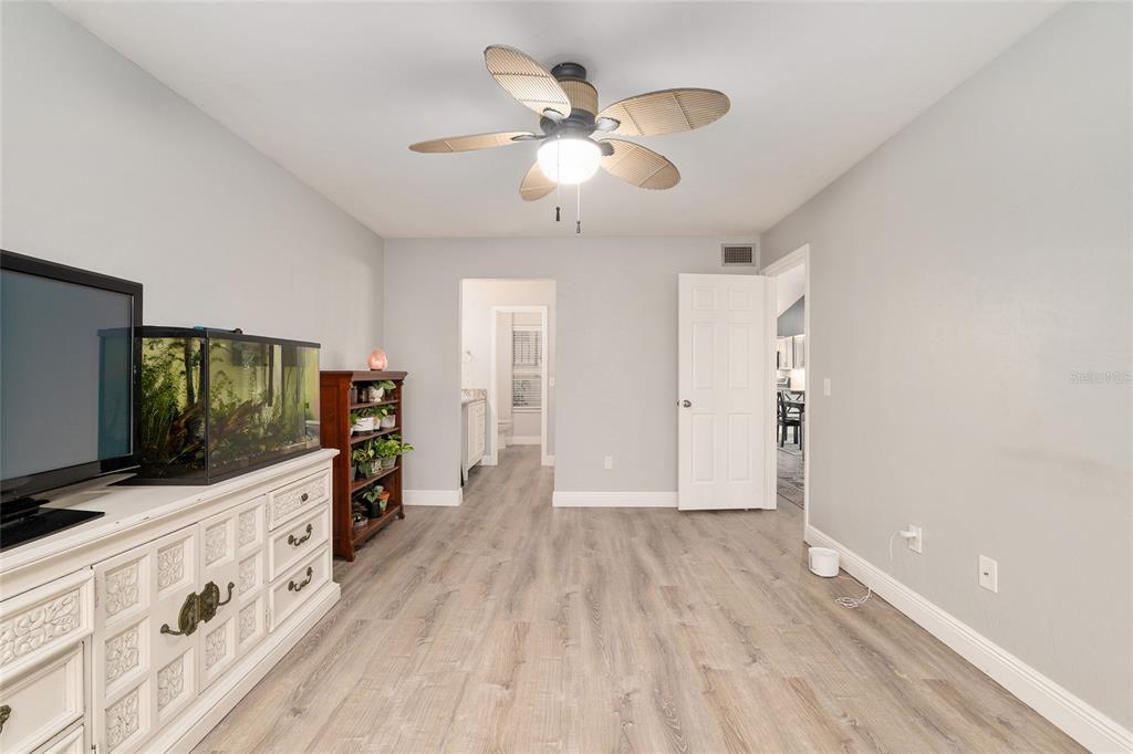 920 Southwest 50th Way Gainesville, FL 32607 - Photo 31 of 69 Gallery Image 31