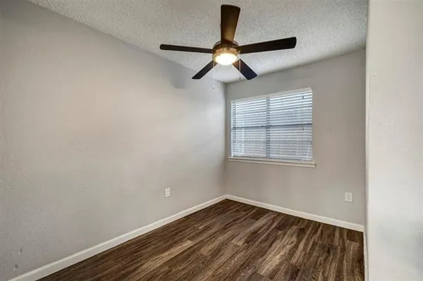 $825 | 4314 Gillis Street, Unit 211, Austin, TX 78704