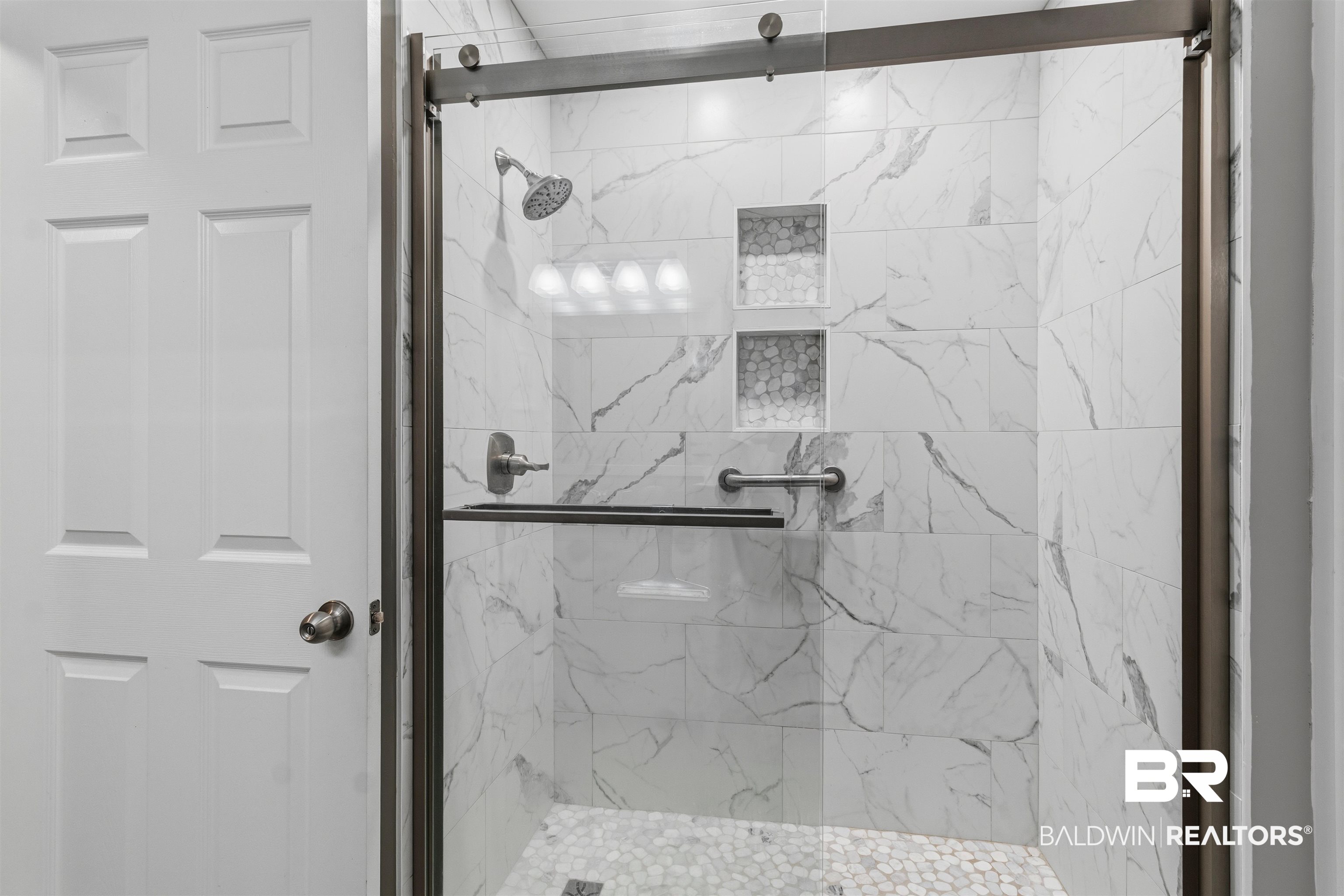 1517 Regency Road, Unit 12 Gulf Shores, AL 36542 - Photo 17 of 48 Gallery Image 17
