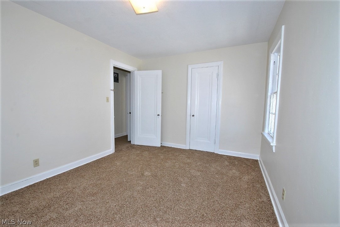 3585 Daleford Road Cleveland, OH 44120 - Photo 8 of 15