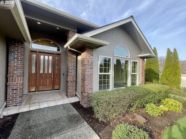 $739,000 | 2180 Hayes Street, North Bend, OR 97459