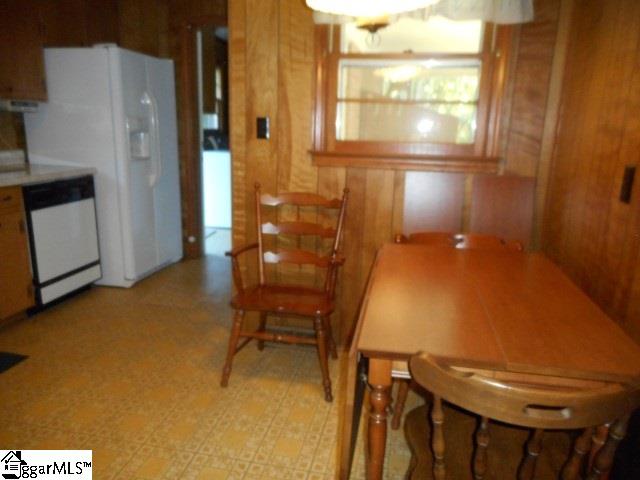 524 Springdale Drive Clinton, SC 29325 - Photo 16 of 30 Gallery Image 16