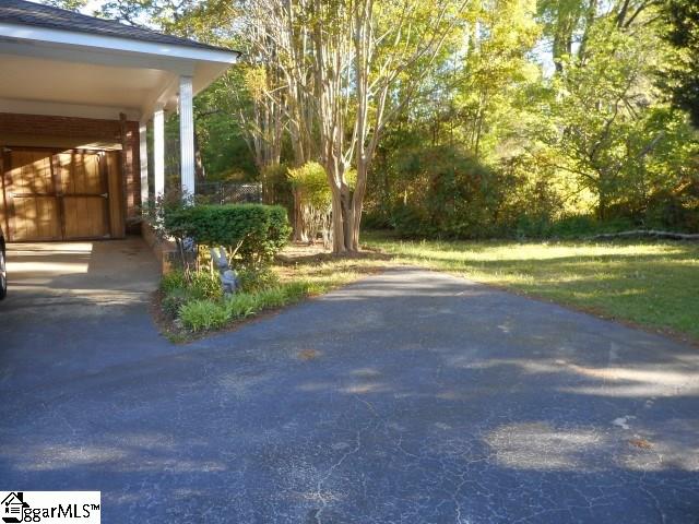 524 Springdale Drive Clinton, SC 29325 - Photo 5 of 30 Gallery Image 5