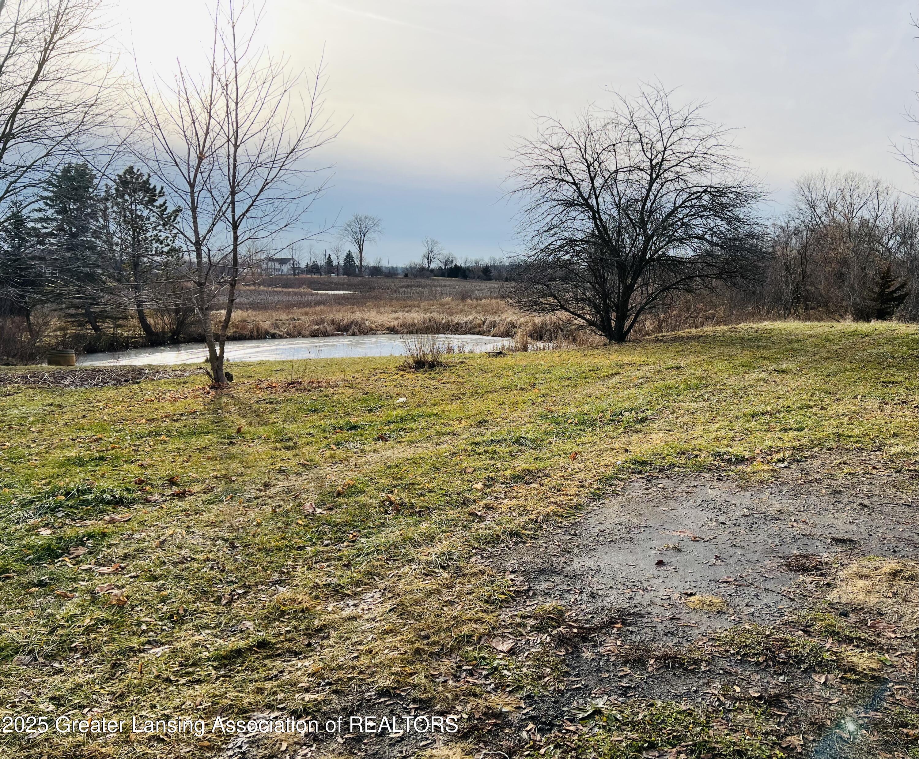 2930 South Ruess Road Owosso, MI 48867 - Photo 6 of 29 IMG_8213