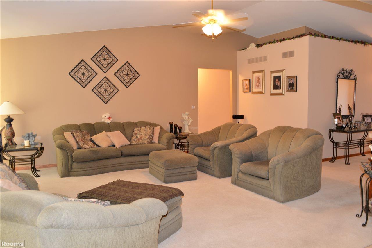 53079 West Ridge Drive Chesterfield, MI 48051 - Photo 10 of 18