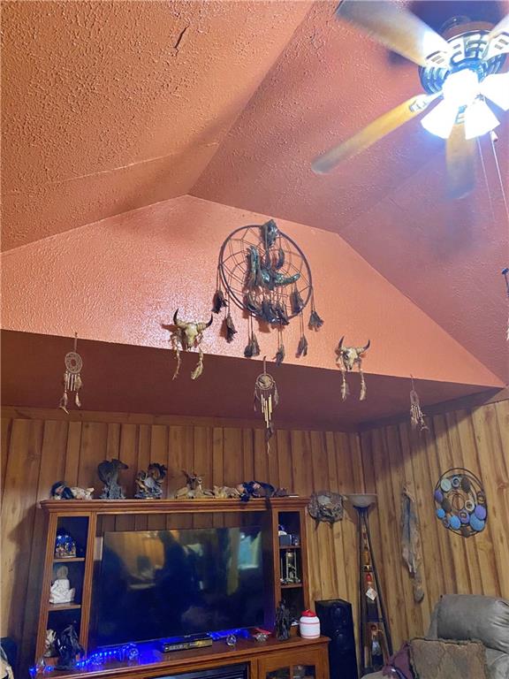 609 North Smelter Street Pittsburg, KS 66762 - Photo 5 of 25