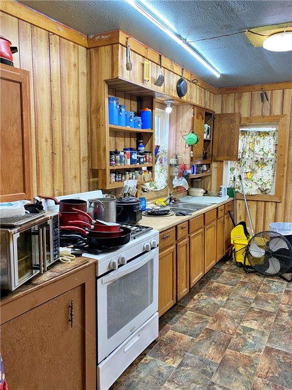 609 North Smelter Street Pittsburg, KS 66762 - Photo 10 of 25