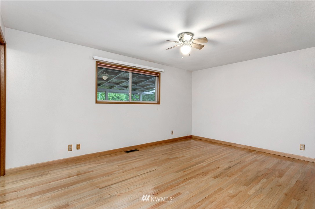 9622 South 177th Street Renton, WA 98055 - Photo 11 of 25